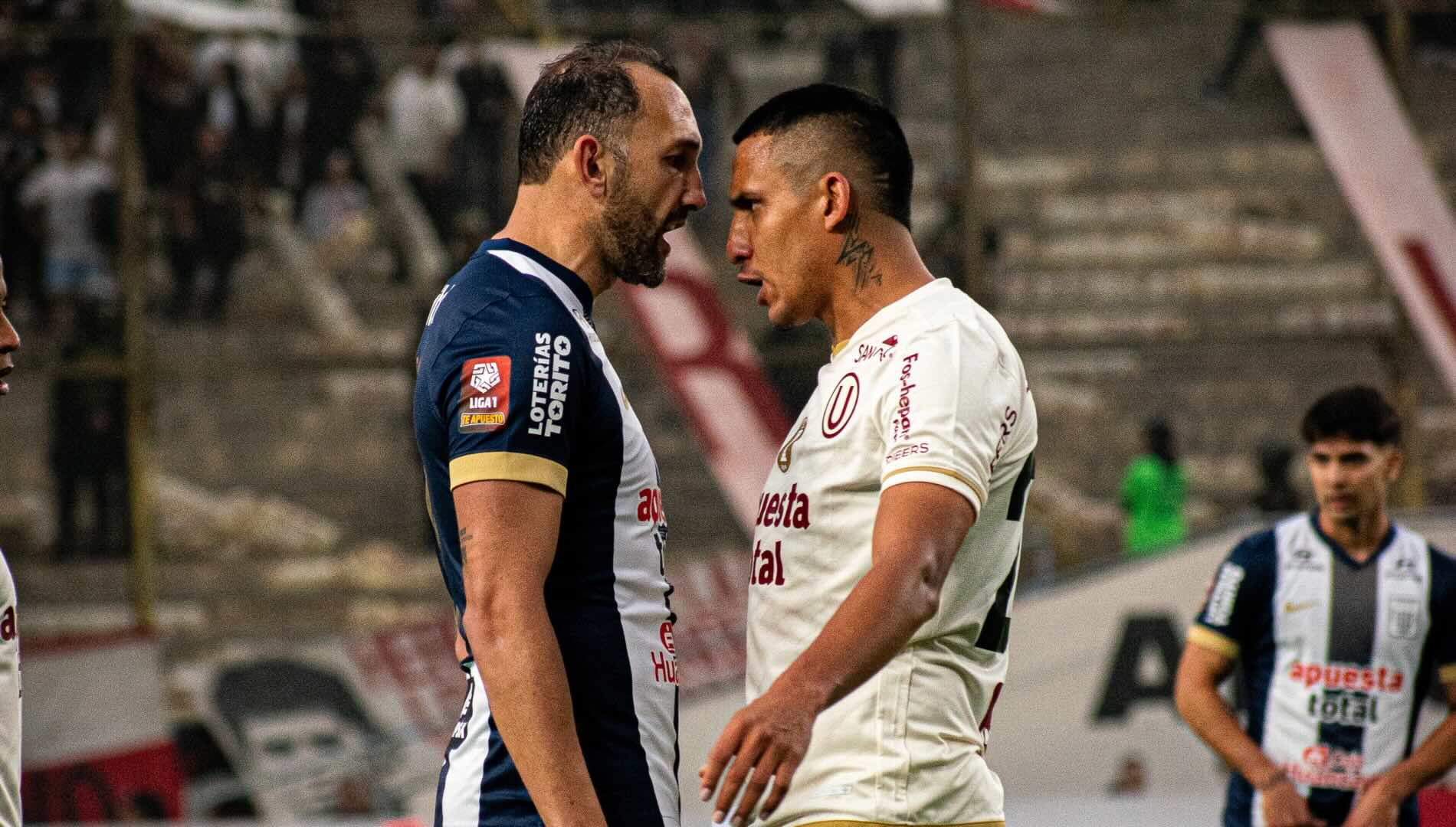 ¿Quién es el Mejor Delantero del Fútbol Peruano: Hernán Barcos o Alex Valera?
